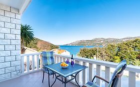 Apartments Tri Zala